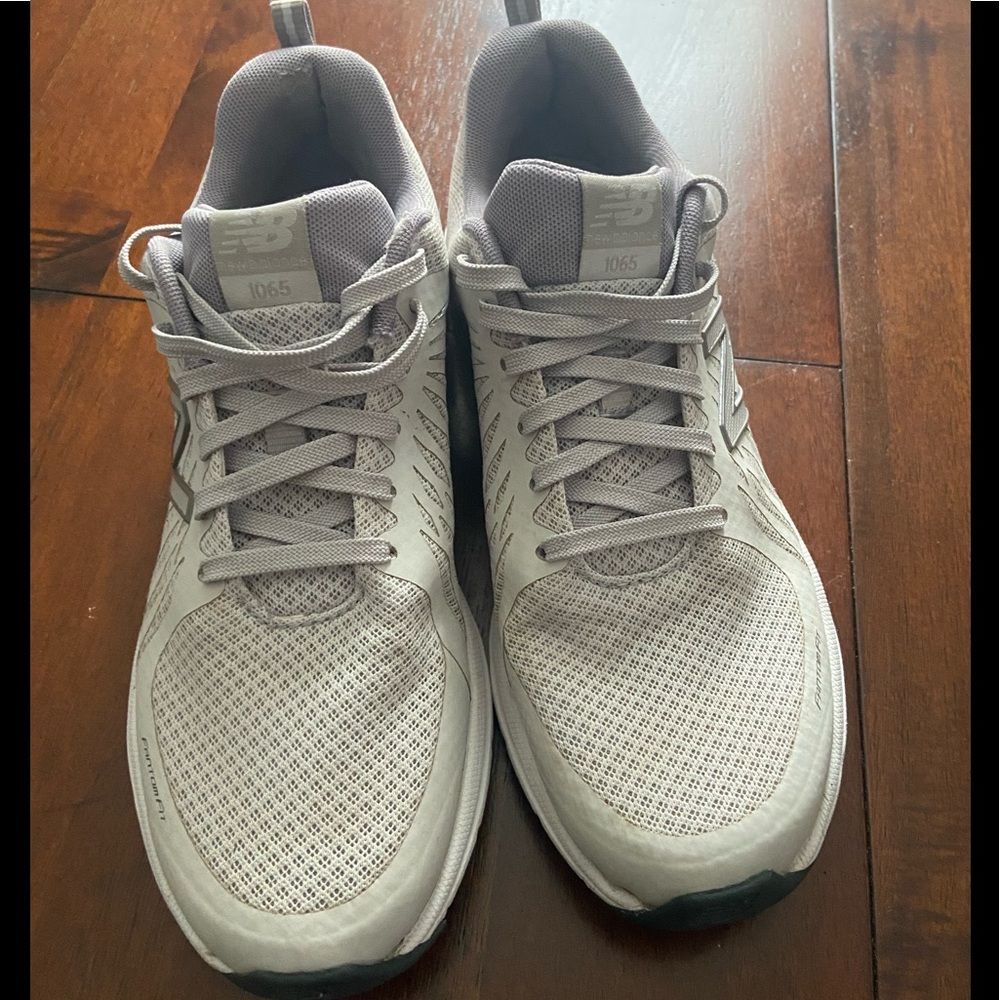 New Balance 1065 Gray Fantom Fit Women's Size 8.5